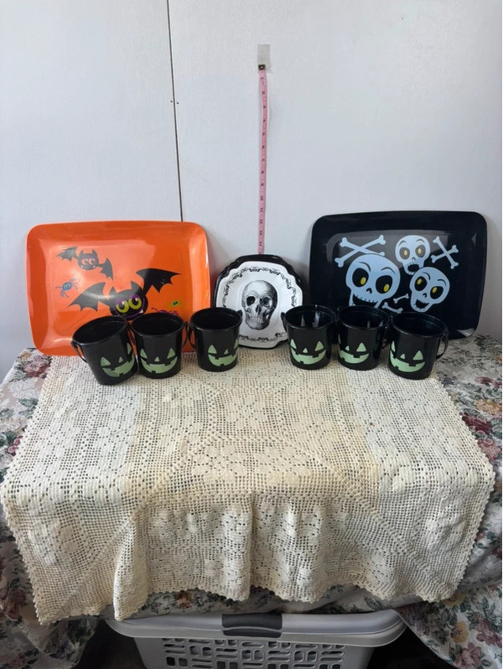 Halloween Party Tableware Lot Skull Bat Pumpkin Trays Plates Buckets Decor